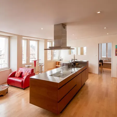 Cosy Kleber - 80m2 In The Heart Of Town Apartment *